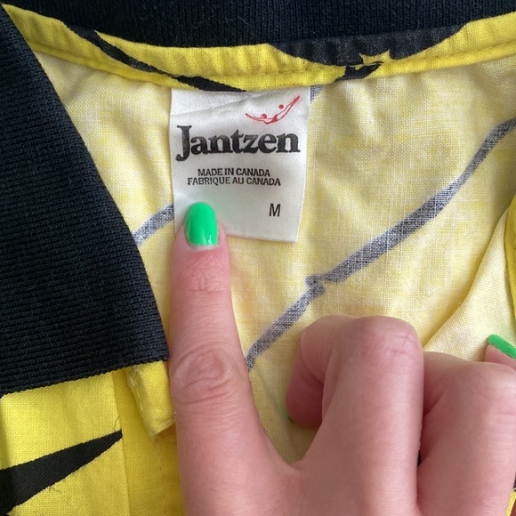 Vintage Yellow and Blue tropical crop tops, size M - Picture 2 of 4